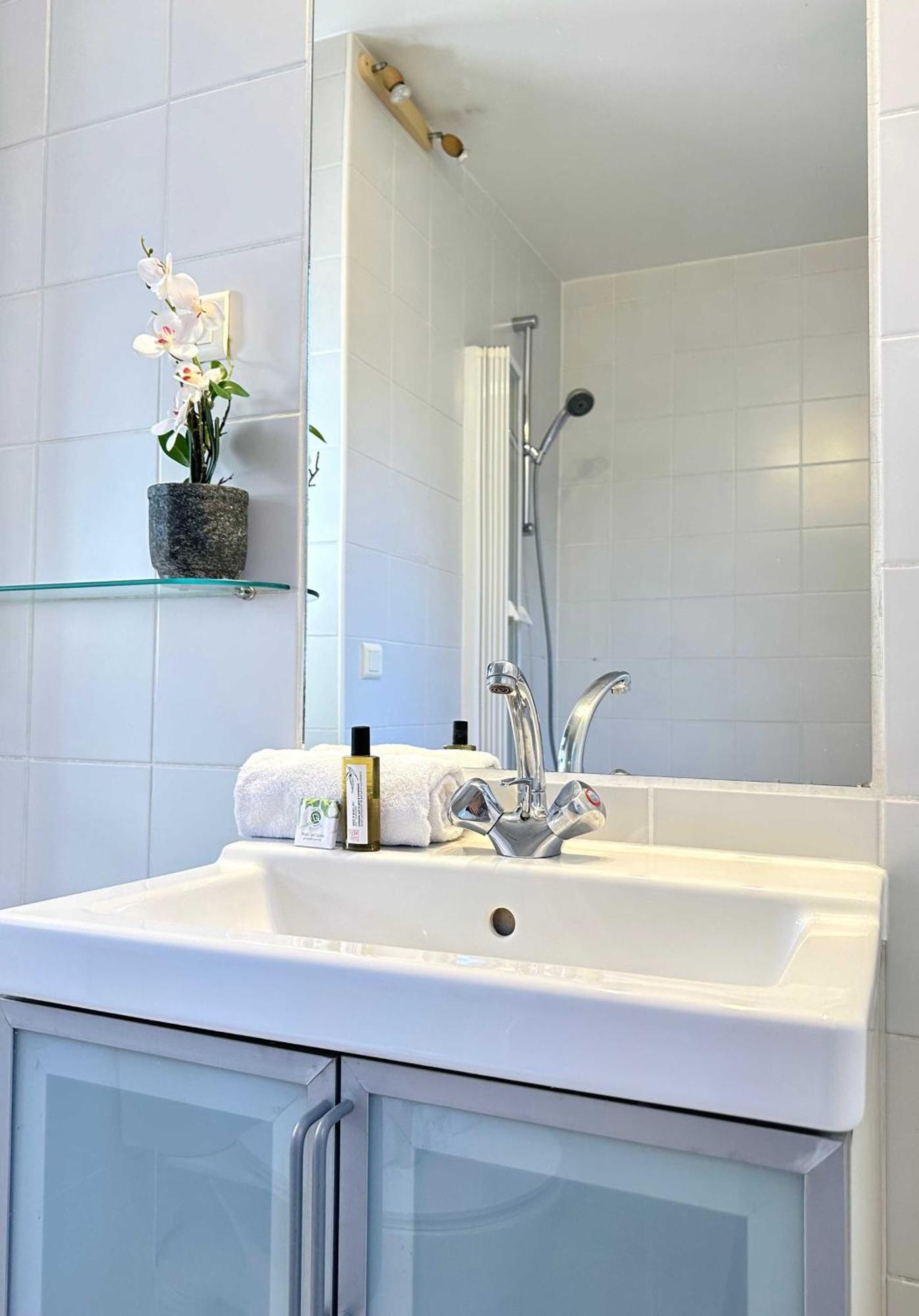 Beautiful Calm Studio In Le Marais Παρίσι Εξωτερικό φωτογραφία